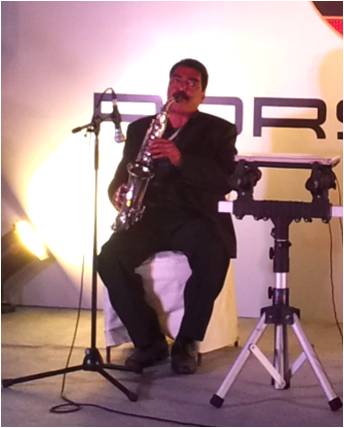 indian saxophone player agra